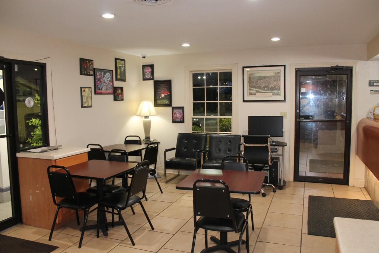 Americas Best Value Inn Tuscaloosa Extérieur photo