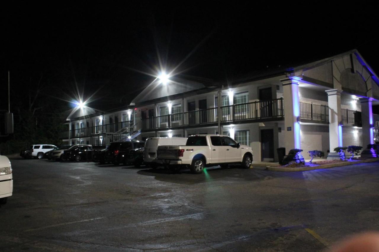 Americas Best Value Inn Tuscaloosa Extérieur photo